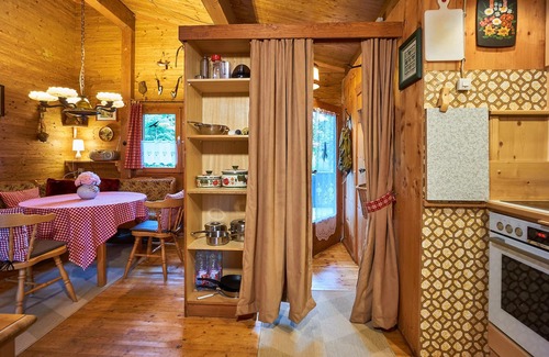 Hochkrimml Cabin | ⛷️FeWo Paul⛷️uriger Cabin vacation for max 4 pers/close to the lift/carport/WLAN