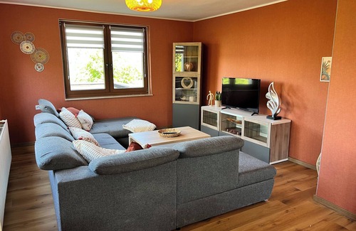 Bernshausen Apartment | Fewo Rhönland-erlebnis für Familien - Auch für Wanderreiter - 102 qm