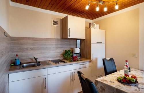 Stammbach Apartment | FeWo Weißensteinblick | Ebenerdige 2-Raum FeWo mit 40qm mit einer Terrasse