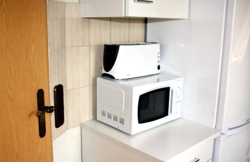 Varel Condo | FewoJasmin between city & sea for families(dogs welcome) free bicycles