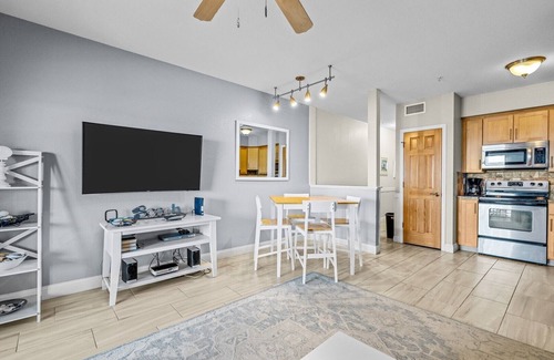 Kill Devil Hills Condo | FFR209 Beach Hideaway by First Flight Rentals