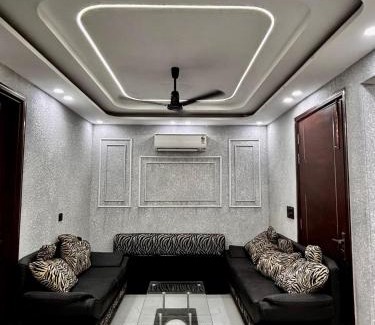 Dariyaganj Apartment | Fiaa-ONYX 3BHK