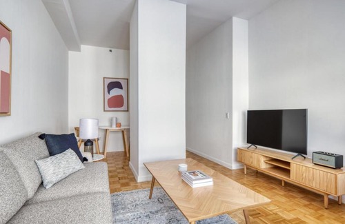 Financial District Apartment | FiDi studio w gym doorman nr Freedom Tower NYC-1090