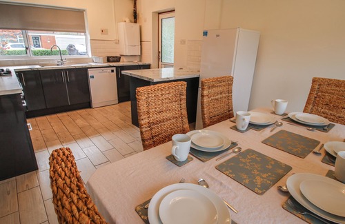 Newport House | FIELD VIEW, pet friendly, with a garden in Edgmond, Shropshire