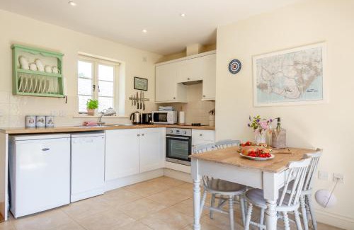 East Dean and Friston House | Fig Cottage