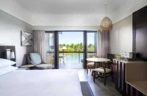 Momi Resort | Fiji Marriott Resort Momi Bay
