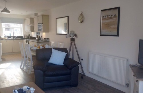 Filey Cottage | Filey. Active leisure or relaxing beach holiday.
