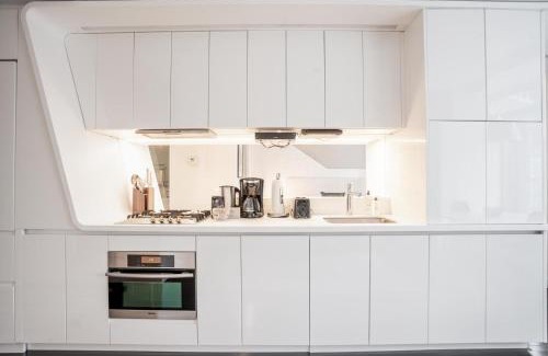 Financial District Apartment | Financial District w WD gym elevator NYC-1358