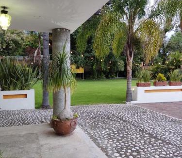 Atlixco House | Finca el Nogal - Casa Entera Familiar Moderna con Amplio Jardín Atlixco puebla