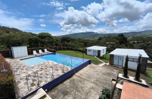 Moniquira Hotel | Finca Hotel Posada La Riviera