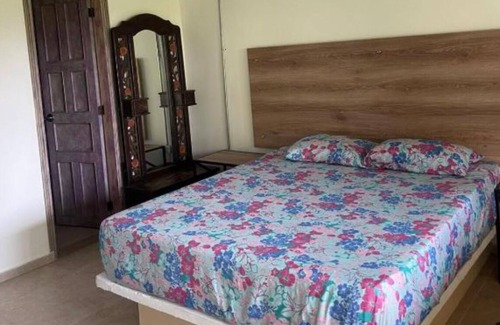 La Vega Hotel | FINCA HOTEL TIERRA NUEVA CAMPESTRE- Quadruple Room with Garden View #2