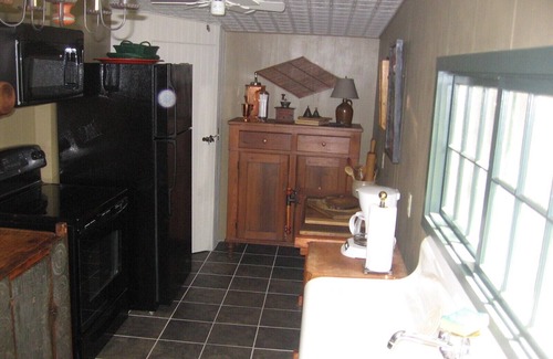 Mount Gretna Heights Cottage | Find Yourself on 1st Street