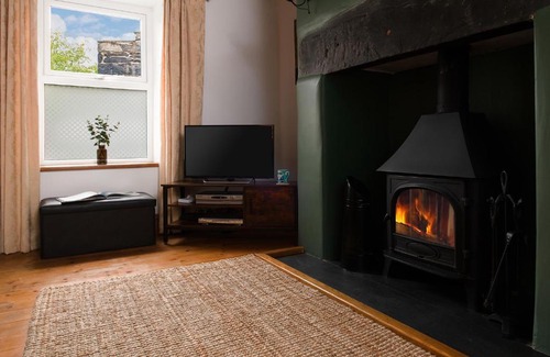 Dolwyddelan House | Finest Retreats - Bron Elan