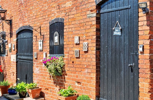 South Scarle Apartment | Finest Retreats | The Hayloft at Greystones