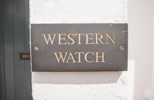 Pendeen House | Finest Retreats - Western Watch - Sea Views, Pets Accepted, Sleeps 6