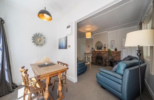 Te Anau House | Fiordland Hideaway - Te Anau Holiday Home
