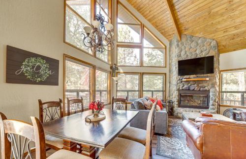 Munds Park House | Fire Pit and Wraparound Porch Munds Park Cabin!