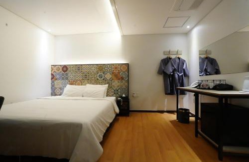 Somun Hotel | First Hotel Geoje