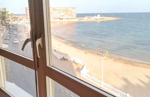 Lo Rufete Apartment | FIRST LINE BEACH FRONT FANTASTIC SEEVIEWS A/A WIFI 3ROOMS 2 BATHROOMS