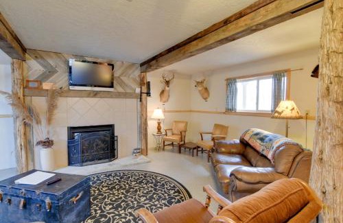 Union County House | Fish, Boat and Hike The Lodge Remote Afton Cabin