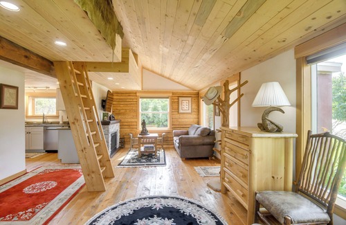 Ririe Cabin | Fish, Hike & Ski: Ririe Retreat w/Kayaks!