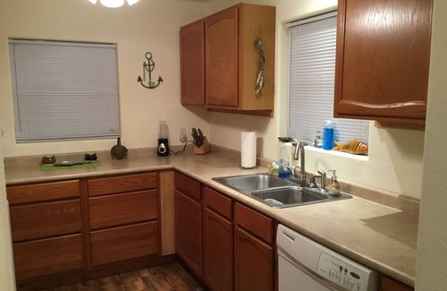 Palacios House | Fisherman, Birders, Winter-Texan Paradise! Deeply Discounted Weekly Stays!