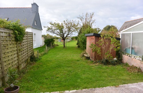 Riantec House | fisherman's cottage facing the sea
