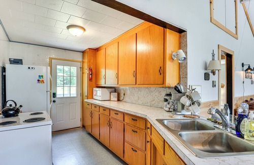 Schermerhorn Landing House | Fishing & Boating Paradise: St Lawrence River Home