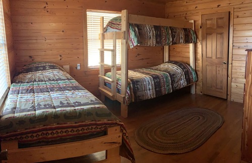 Gregory Cabin | fishing, bonfire, and country views