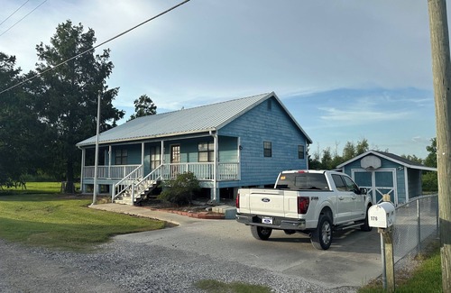 Theriot House | Fishing camp in Falgout Canal Marina!