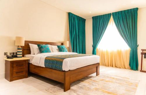 Prampram Hotel | Five Seasons Palm Resort