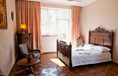 Yavory Apartment | Five Star Lviv Gorgeous Apt in Lychakivskyi District