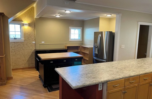 Powers Lake House | Five star resort on POWERS LAKE LAKEFRONT; SLEEPS 30+;