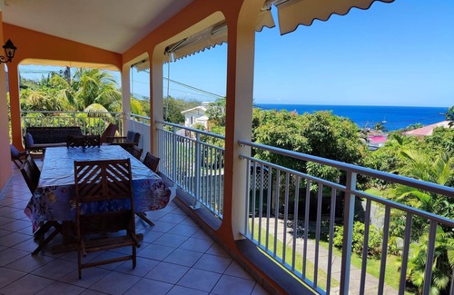 Deshaies Apartment | FLAMBOYANT (3 - 8 people under 12 years old)