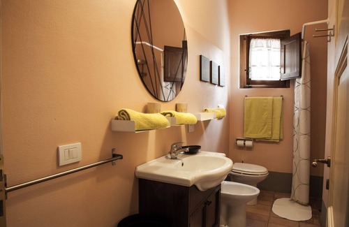 Fossombrone Other | Flat for 4 Persons with pool