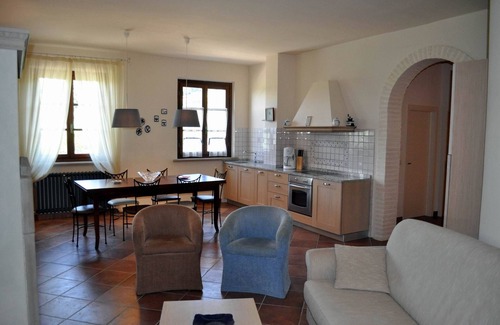Iano Apartment | Flat in Iano,covered terrace, A/C, village walking distance,Wi-Fi,pool, sleeps 8
