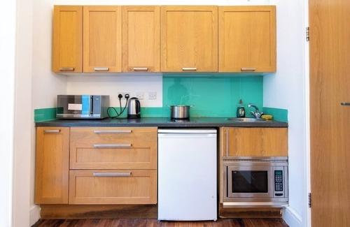 Royal Borough of Kensington and Chelsea Apartment | Flat in Kensington