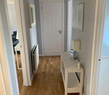 East Kilbride Apartment | Flat One, 212 Eaglesham Road, East Kilbride, Glasgow