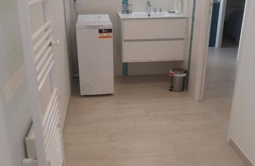 Asnelles Apartment | Flat Place Stanier, N7