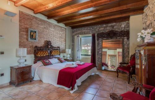 Angles House | Flateli Anglès