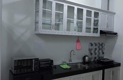 Tranca Apartment | FLB Apartelle Los Banos