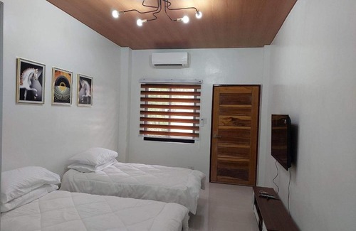 Tranca Apartment | FLB Apartelle Los Banos