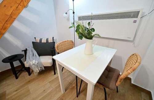Historic Center Apartment | FLH - Casa Vasile