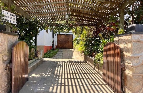 Puchuncavi House | FLORAL HOUSE IN MAINTENCILLO