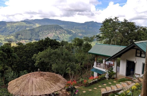 Gomara Cabin | Florence Cottage