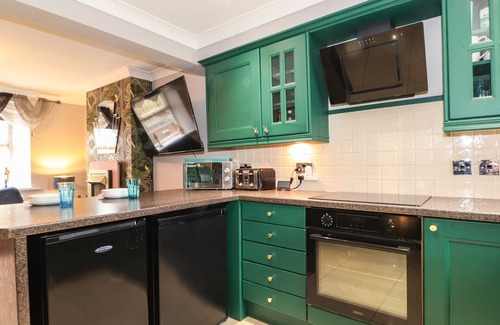 Calder Bridge Cottage | FLOSH COTTAGE, pet friendly, with a garden in Cleator Moor