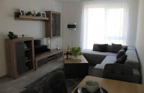 Csorna Apartment | Flower Apartman 3