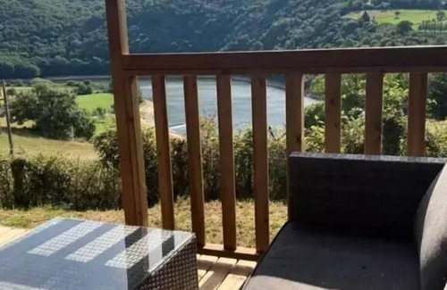 Cordelle House | Flower Camping de Mars * - Woodlodge Loire View Comfort 34m2 - 3 bedrooms + terrace 6 people