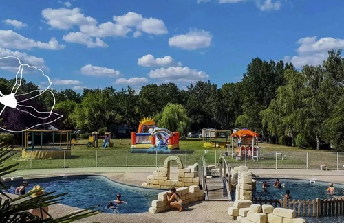 Luynes Ski Chalet | Flower Camping Les Granges * - Standard chalet 30.25 m2 (2 bedrooms) 5 persons
