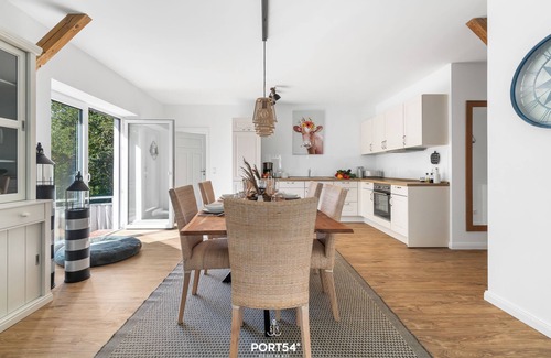 Hedwigenkoog Apartment | Flunder- Moderne Ferienwohnung auf 94 m² mit Balkon und Strandkorb